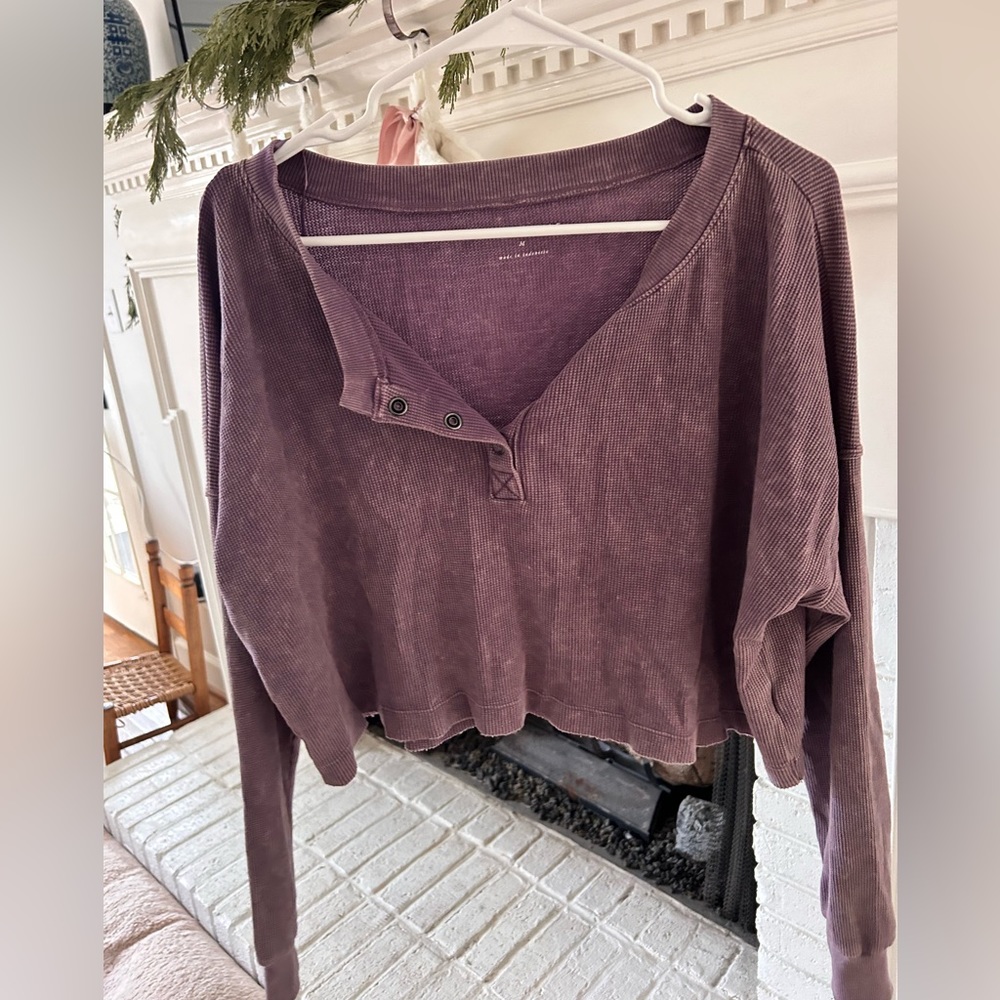 Distressed sweater💜💜